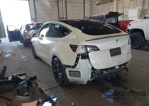2021 Tesla Model Y Performance Dual Motor All-Wheel Drive from USA, damaged, VIN 5YJYGDEF4MF263473